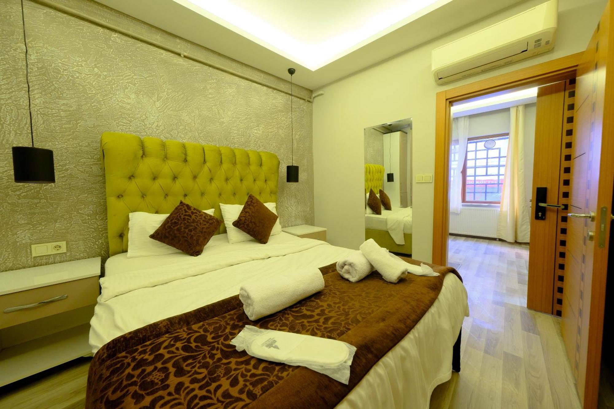 Taksim Celebi Suites อิสตันบูล ภายนอก รูปภาพ