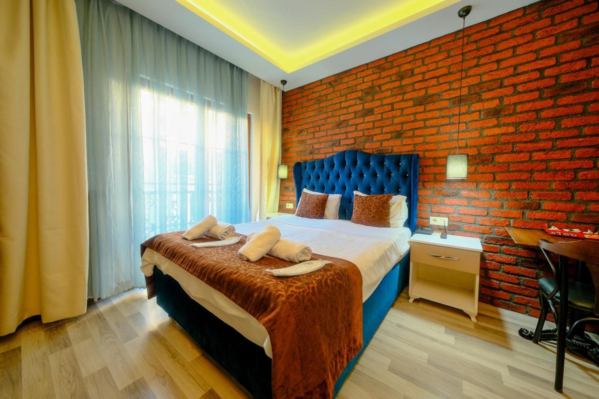 Taksim Celebi Suites อิสตันบูล ภายนอก รูปภาพ