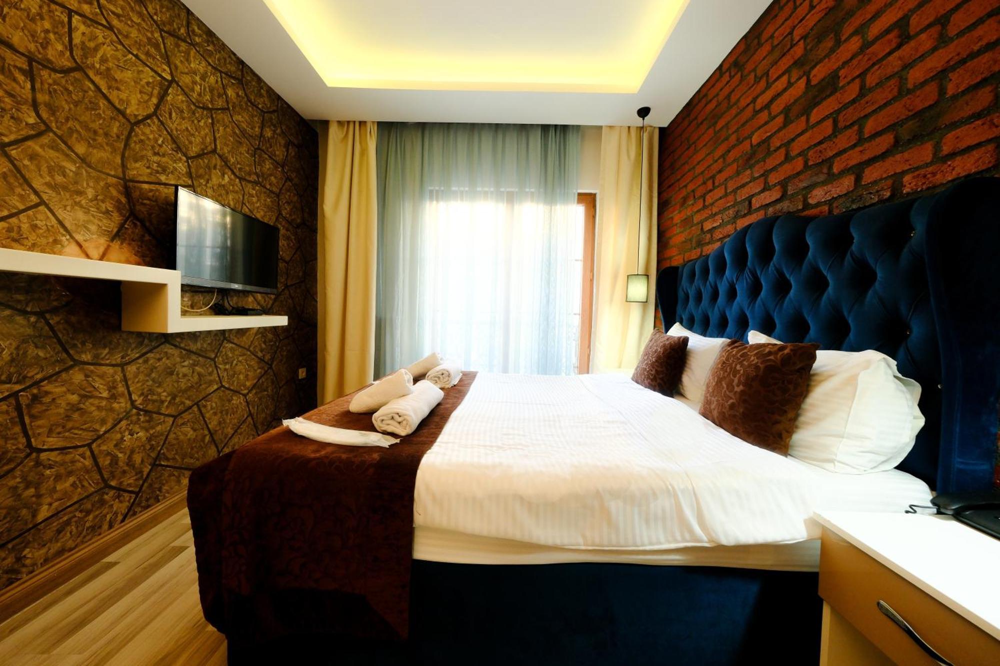 Taksim Celebi Suites อิสตันบูล ภายนอก รูปภาพ