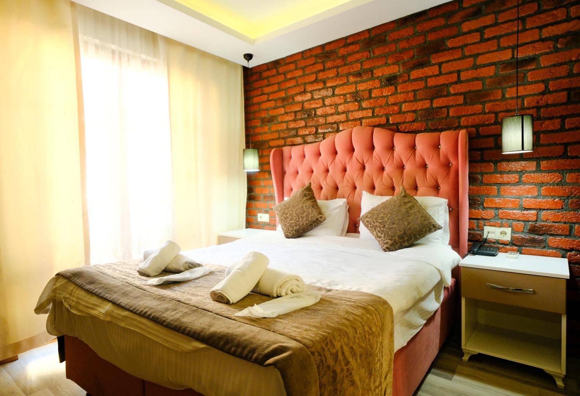 Taksim Celebi Suites อิสตันบูล ภายนอก รูปภาพ